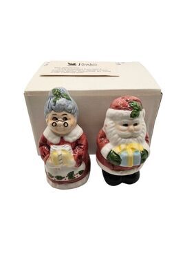 Red White Holiday Decor Set